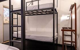 Sea Rose Guest House And Hostel Negombo